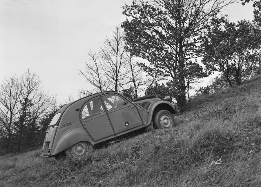  Citroen 2CV 1948 года  (фото 12 из 44)